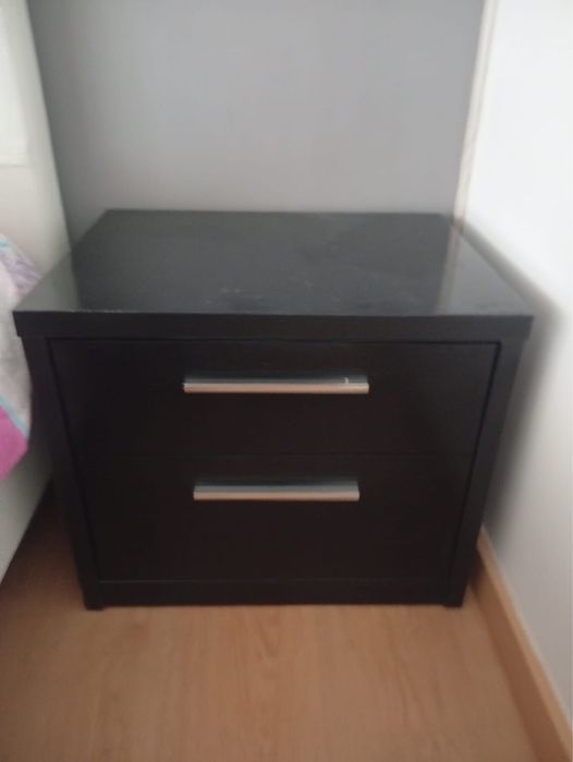 Mesa de cabeceira