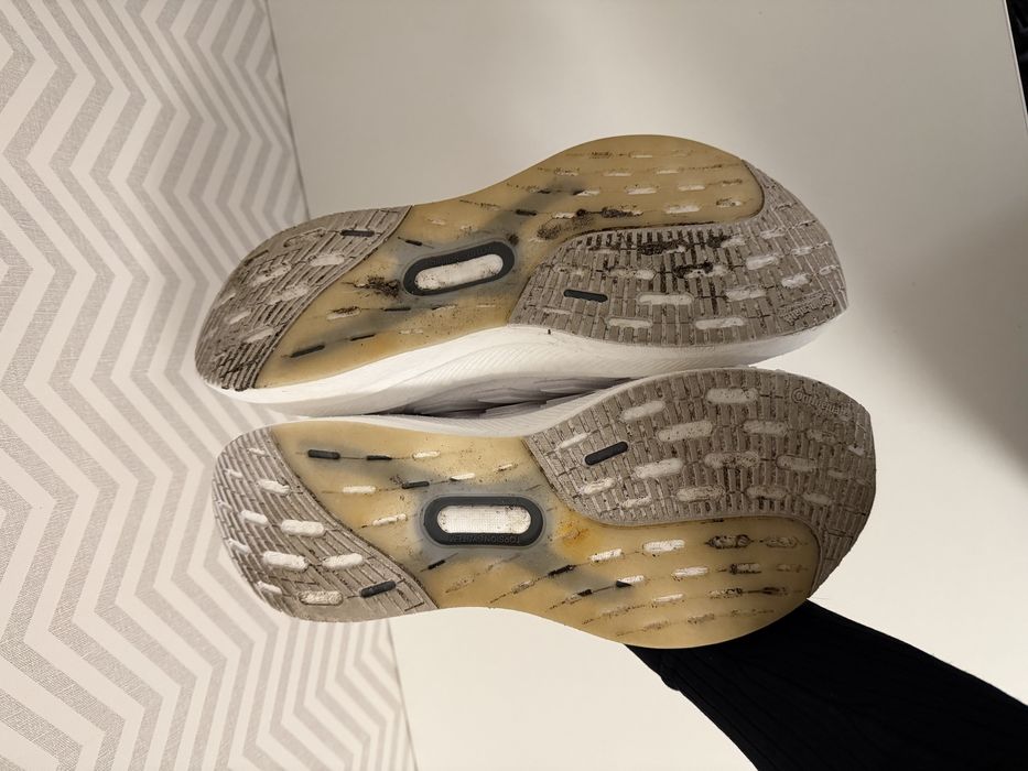 Кросівки Adidas бігові