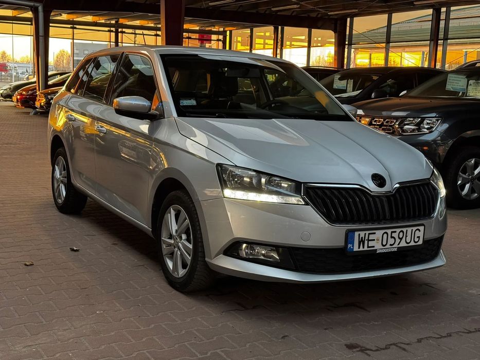 Skoda Fabia Krajowy z salonu serwis do końca bezwypadkowy f-vat