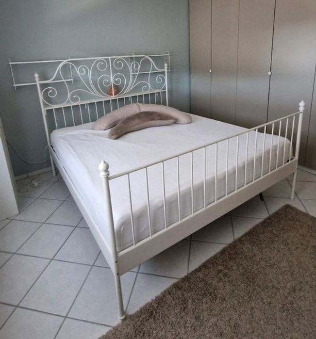 Łóżko Ikea Leirvik 180x200  ze stelażem i materacem. TRANSPORT