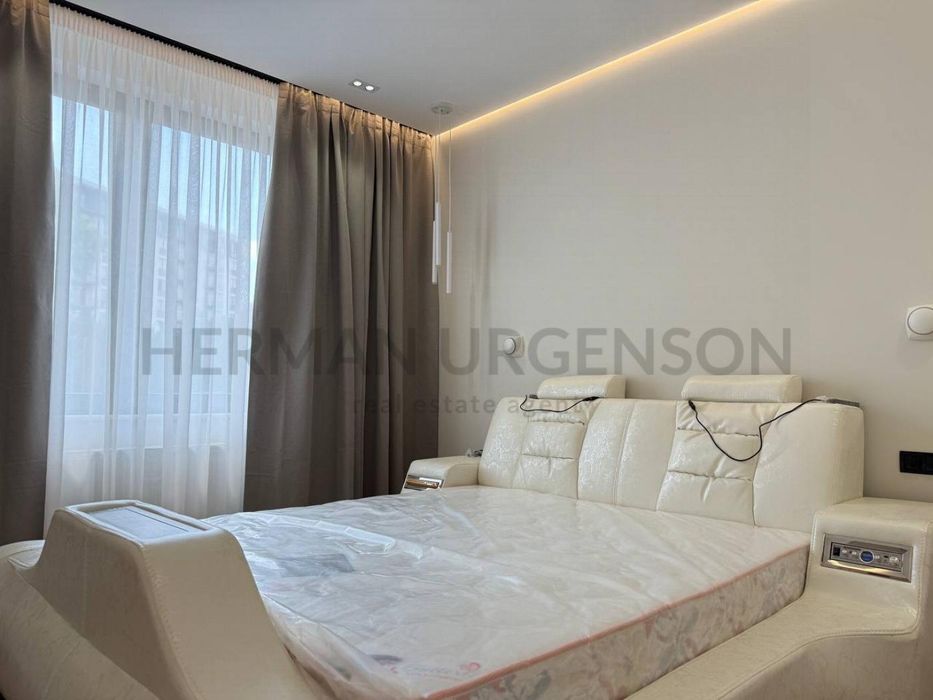 Продаж 2к квартири 74 м.кв / ЖК Residents Park