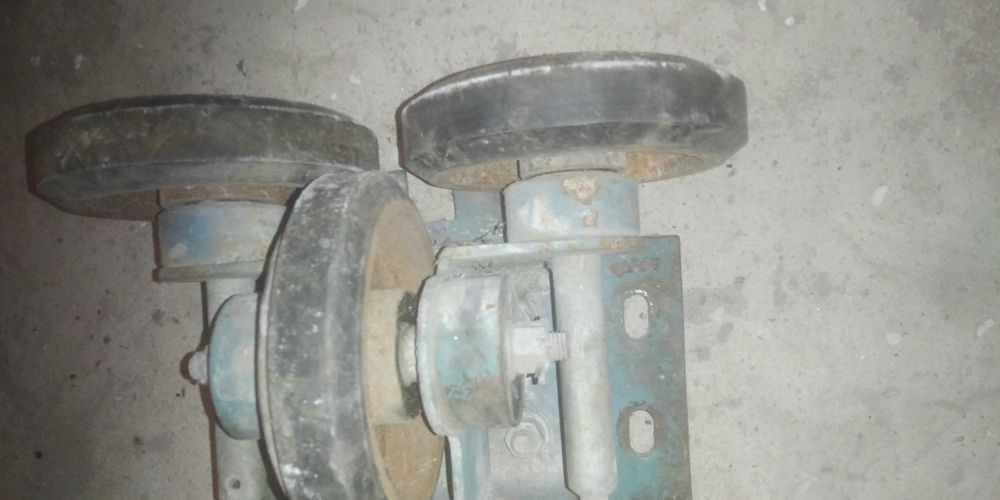 Wózek do bramy suwni 3 kółka fi 150mm solidny