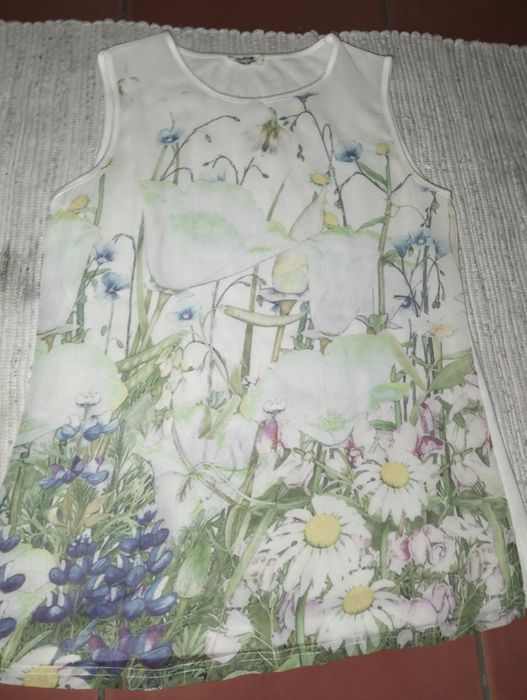 8 Peças de Roupa de Mulher M/L