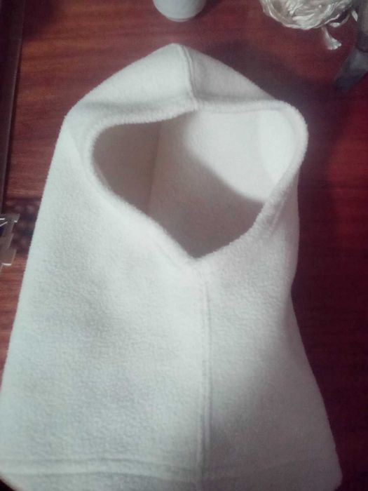 балаклава только в жолтих водах