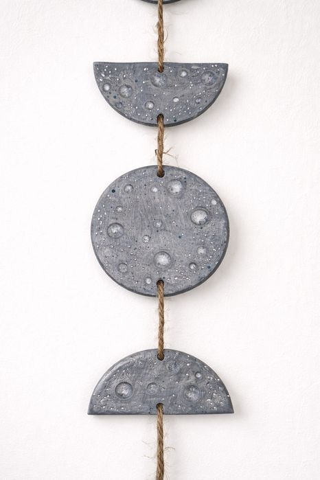 Decoração luas em massa de modelar