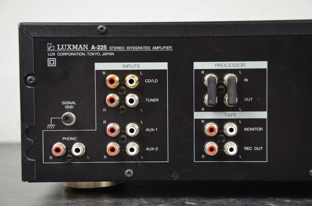 Luxman A-225 Wzmacniacz oryginał