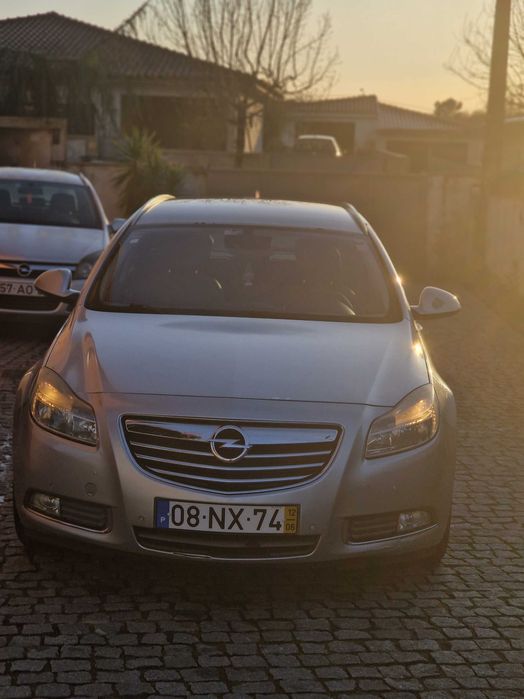 Opel Insígnia Caravan 2.0CDTI — photo 2