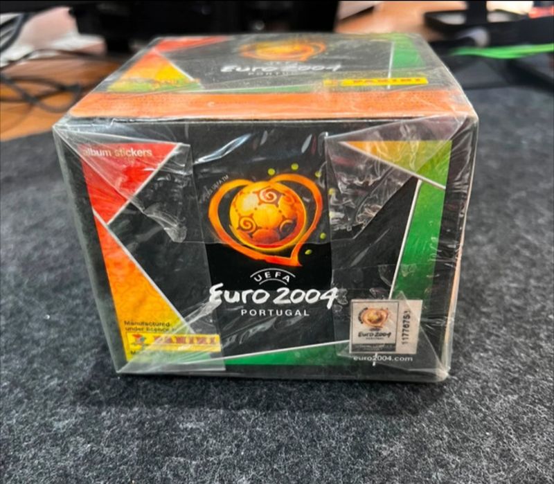 Ronaldo 2004 abri e saiu novinho o cromo