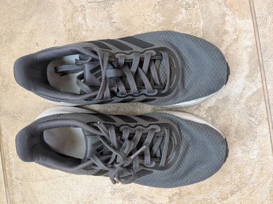 Оригінальні кросівки Adidas 39р
