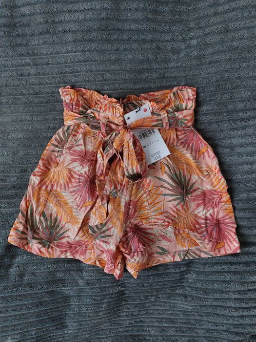 Nowe krótkie spodenki paperbag szorty z wysokim stanem