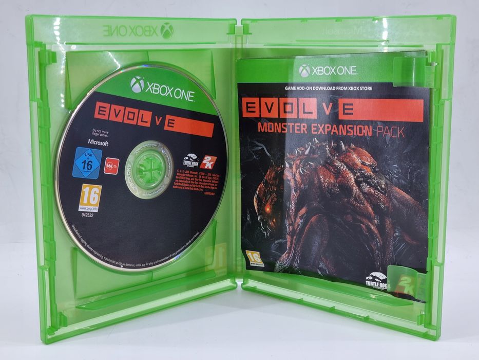 Konsola xbox one evolve