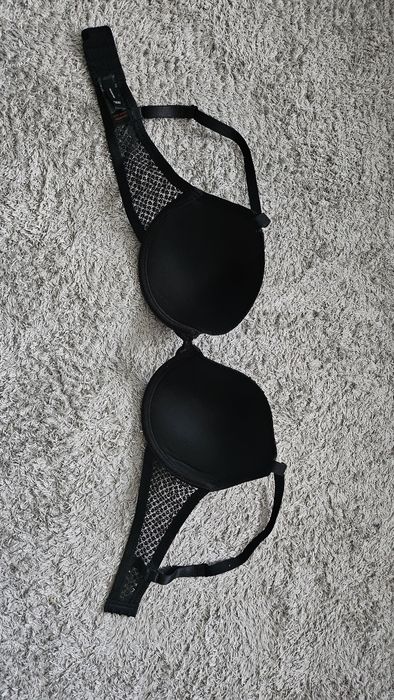 Biustonosz Reserved 80C