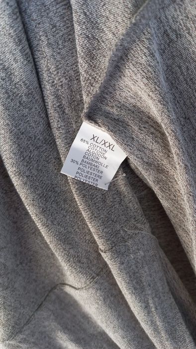 Túnica cinza com fecho costas