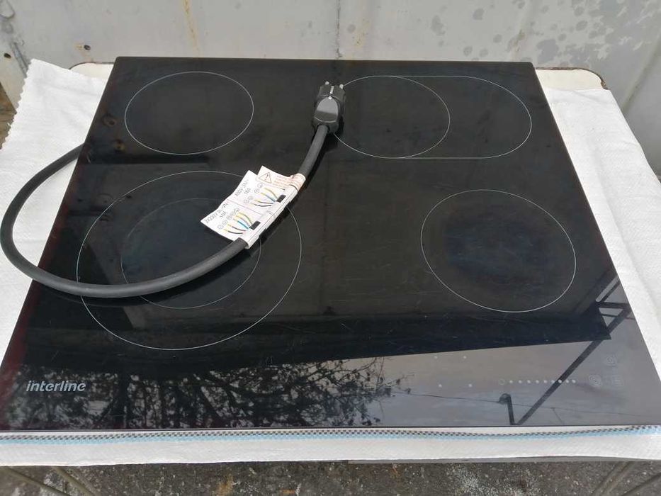 варочная поверхность, электросоковыжималка.