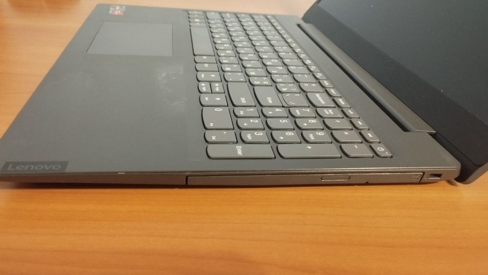 Ноутбук Lenovo V155-15api