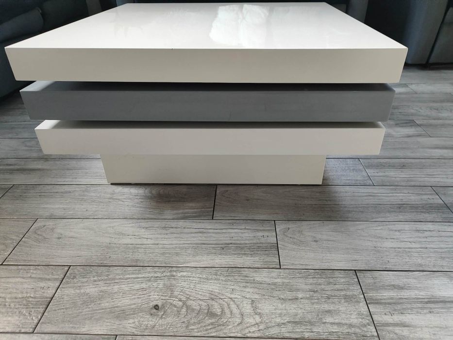 Stolik kawowy obrotowy