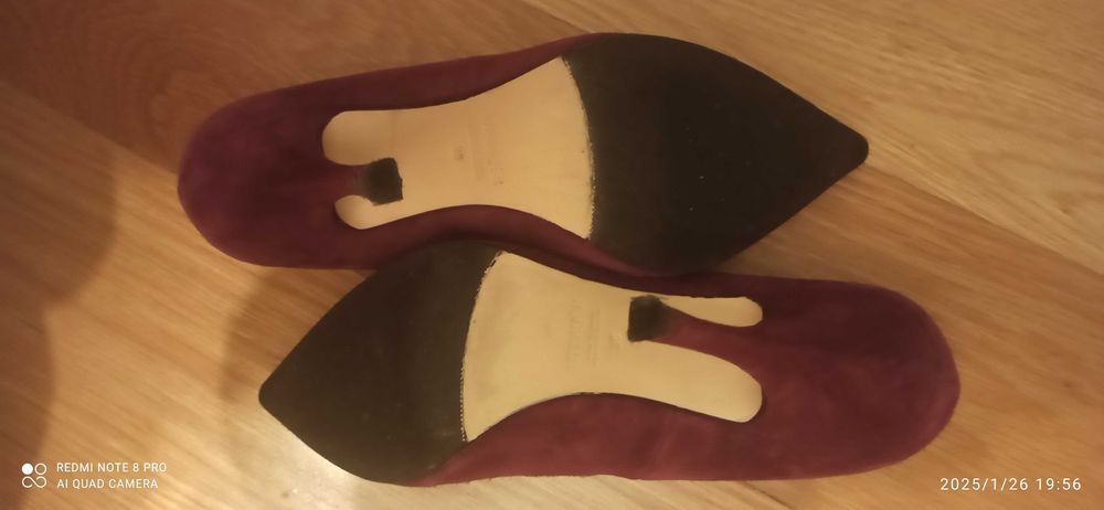 Sapatos marca "Uterque", bordeaux, nº.38, novos.