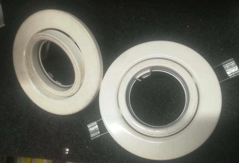 Lâmpadas halogéneo, casquilhos e arrancadores