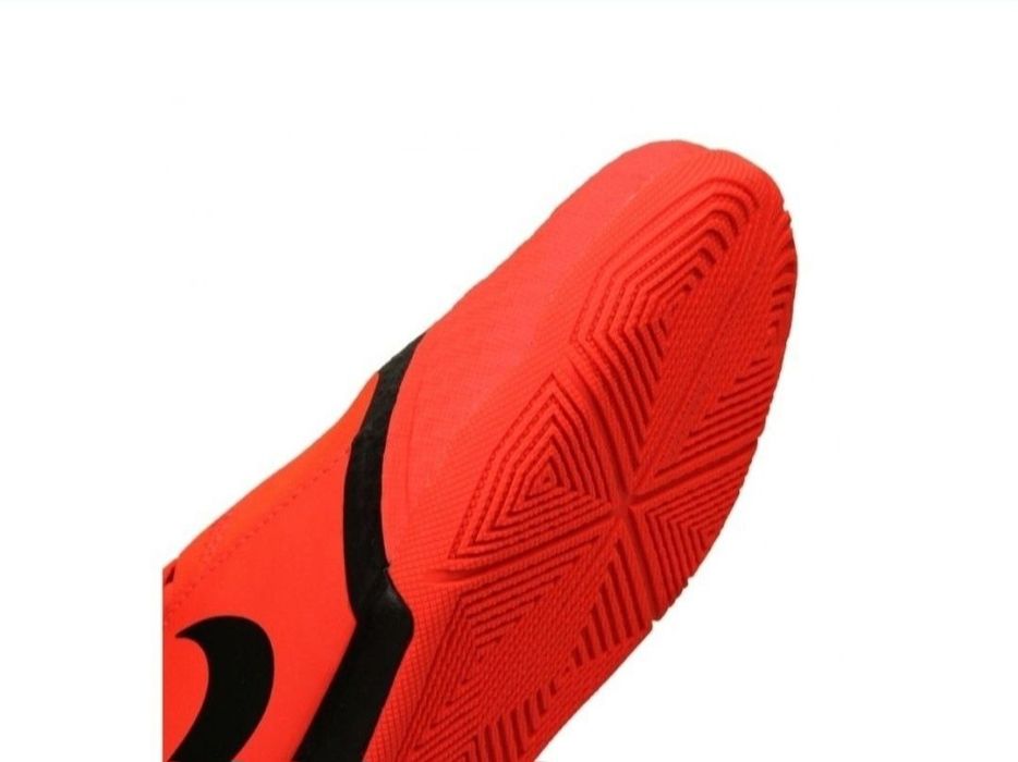 Nike JR Phantom Vnm Academy IC 600