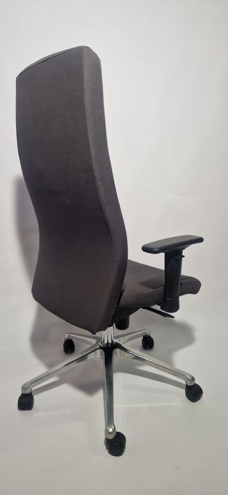 Fotel biurowy szary Nowy Styl Orleando meble poleasingowe