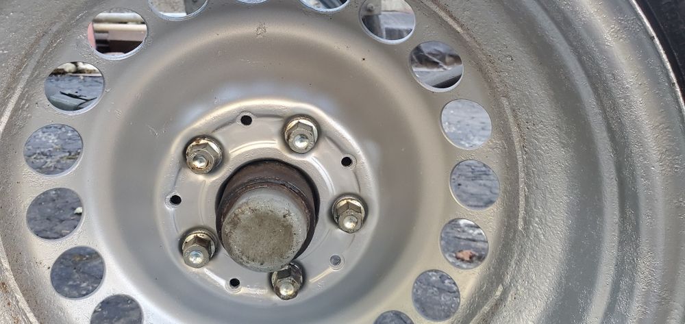 Продам причіп під лодку,квадрік (квадрік 2шт) і т.д.