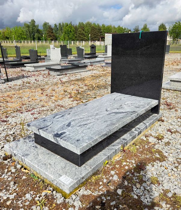 Nagrobek granitowy, pomnik granitowy