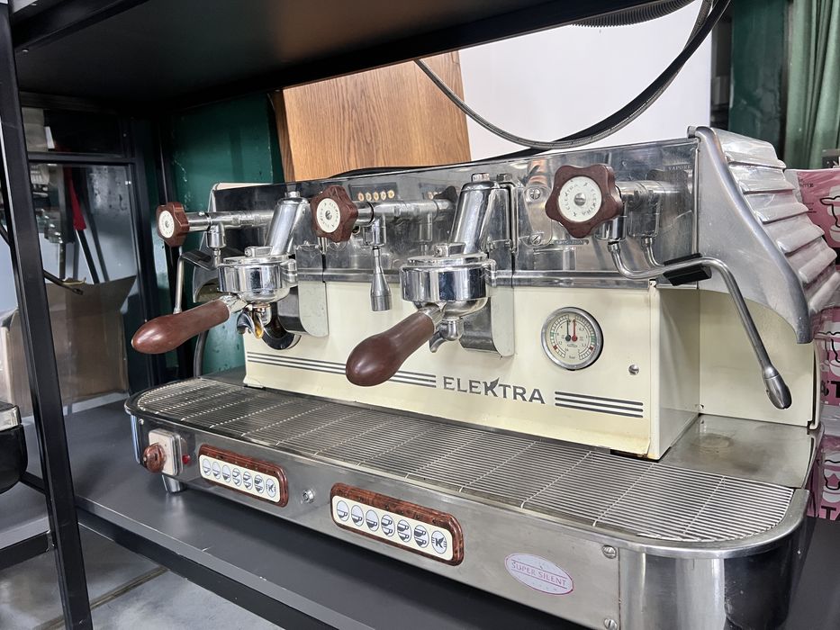 Кавомвшина Elektra Barlume