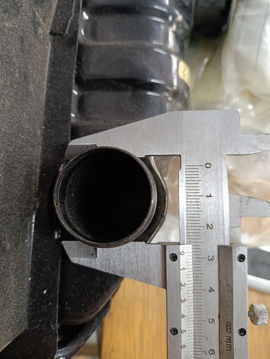 Radiador trator e alguns automóveis Ford antigos