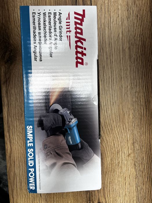 Болгарка Makita