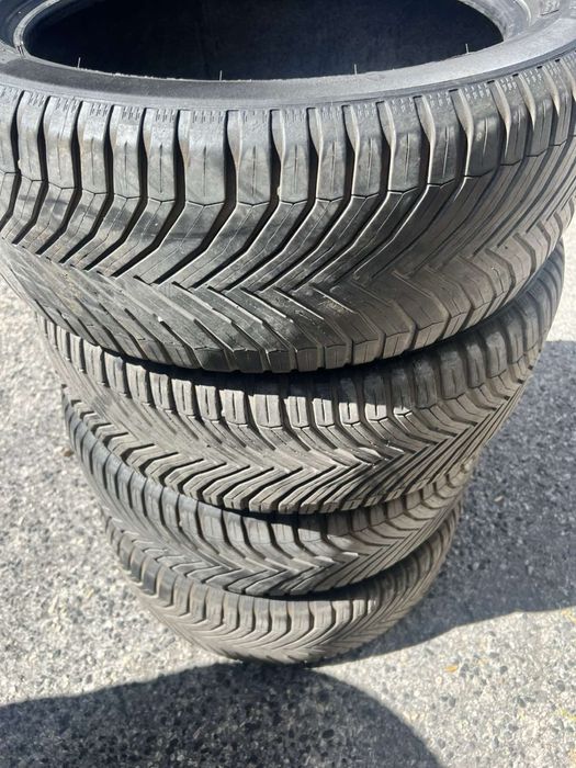 225/50/18 Michelin 4 pneus
