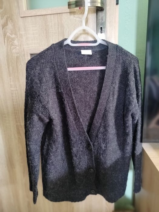 Sweter damski kardigan Vila dekolt V czarny guziki M L