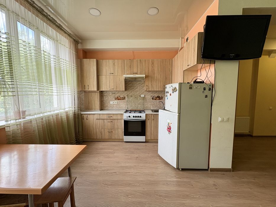 Продаж 2к кв закритий двір, Дмитрівська Полтавський Шлях єВідновлення