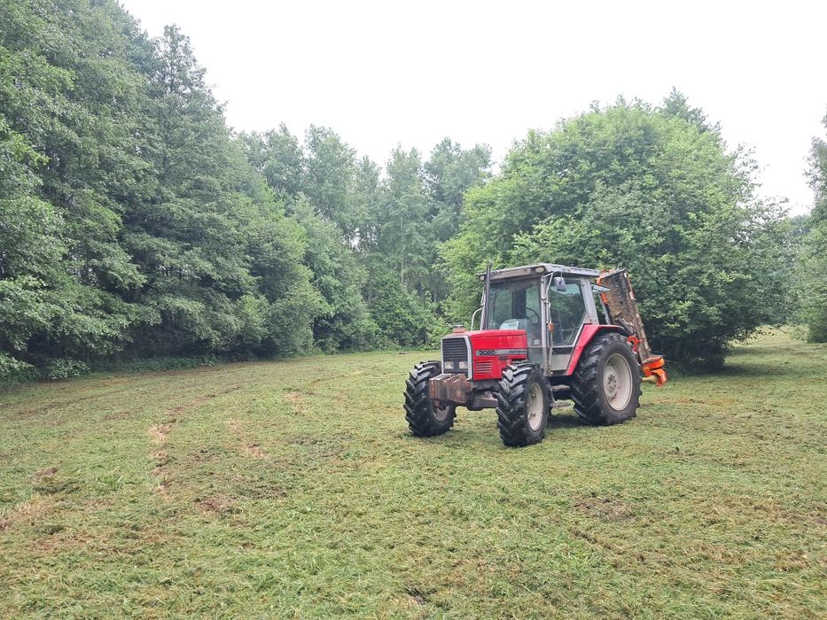 Usługi koparko ładowarką/koparką obrotową