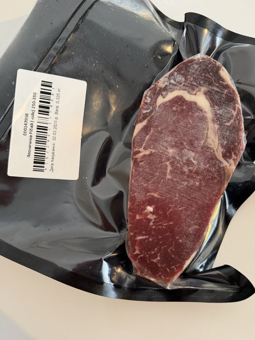 Рібай та різні види яловичіх стейків  , стейки 250-350 gr