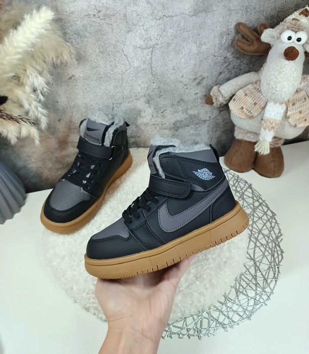 Дитячі зимові кросівки хайтопи для хлопчика 32 33 34 35 36 37 черевики