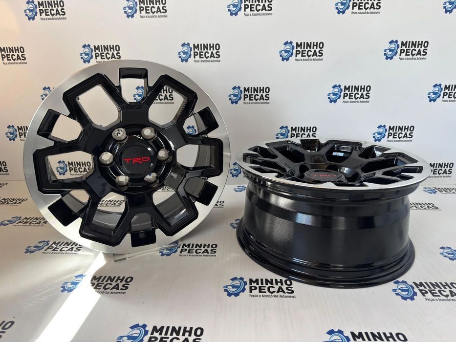 Jantes Look TRD 4x4 em 17 (6x139.7) preto polido