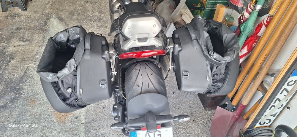 ROCKET 3R Triumph