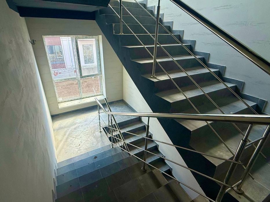 Продам 2к квартиру в ЖК Баварія 7811
