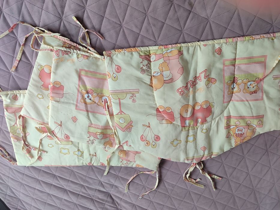 Бортики на дитяче ліжечко