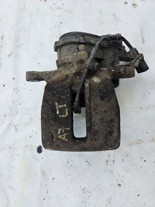 Zacisk tylny Audi a7 c7  4g 2012 3.0 tdi cena za szt