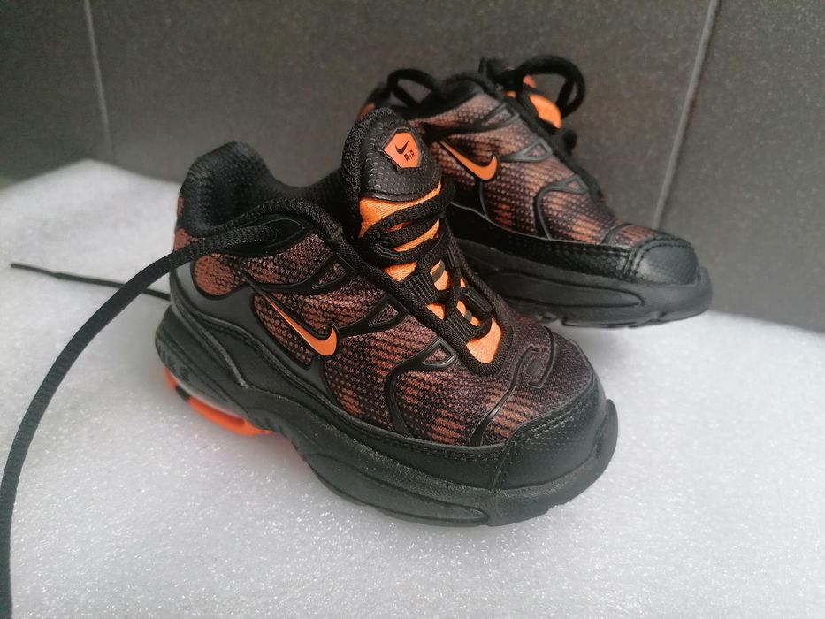 Buciki dziecięce Nike Air rozm. 21
