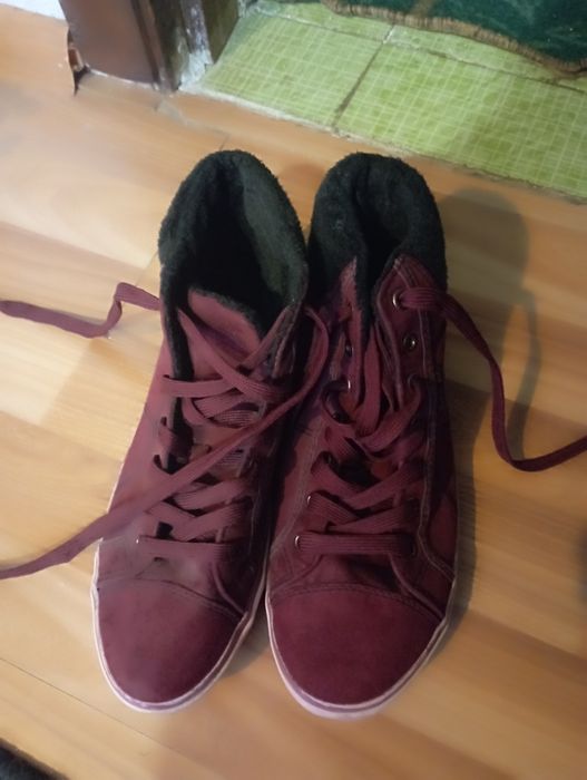 Ботіночки бурдові 41 розміру