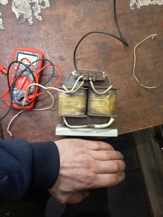 Трансформатор  220 / 42 В  220/21