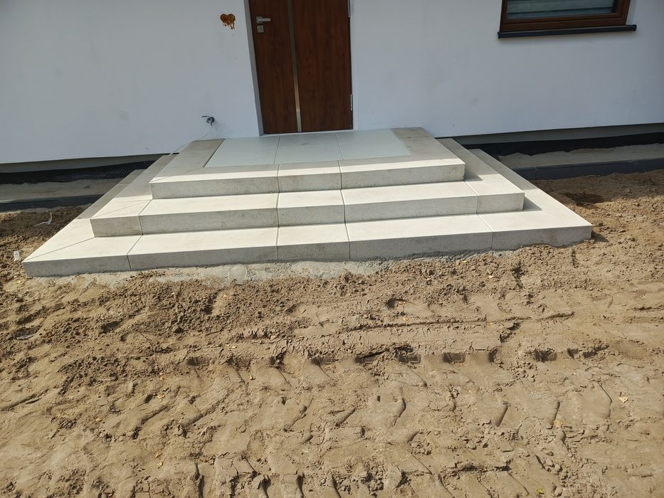 Układanie kostki brukowej i granitowej.