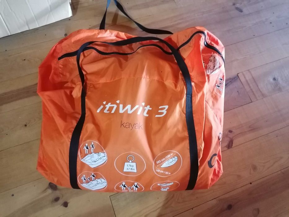 Kayak Tribord Itiwit 3 +págaias e + 3 coletes semi novo