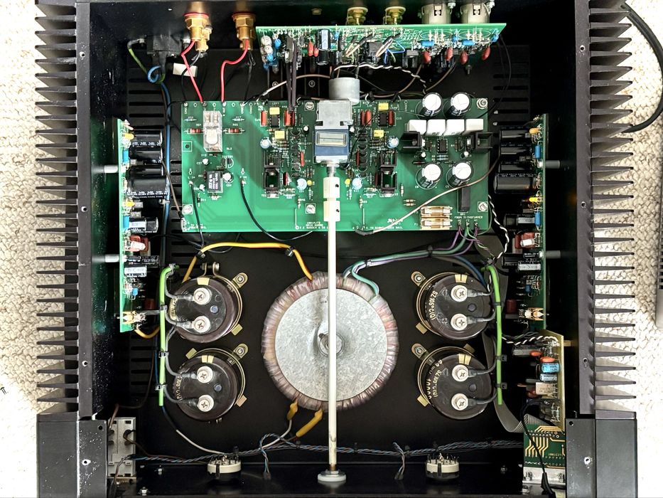 SUGDEN Msterclass Integrated