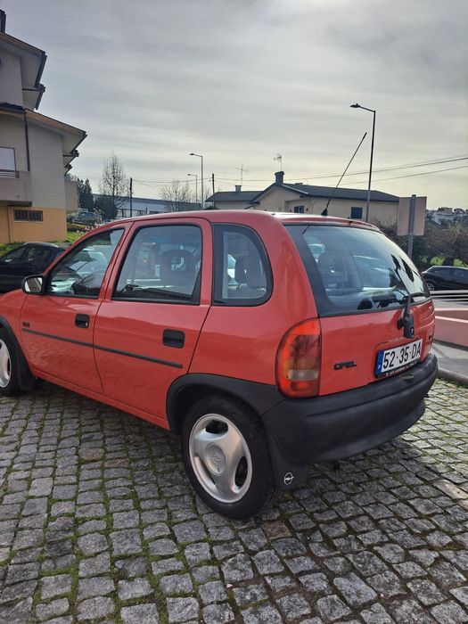 Opel Corsa B BOM ESTADO GERAL