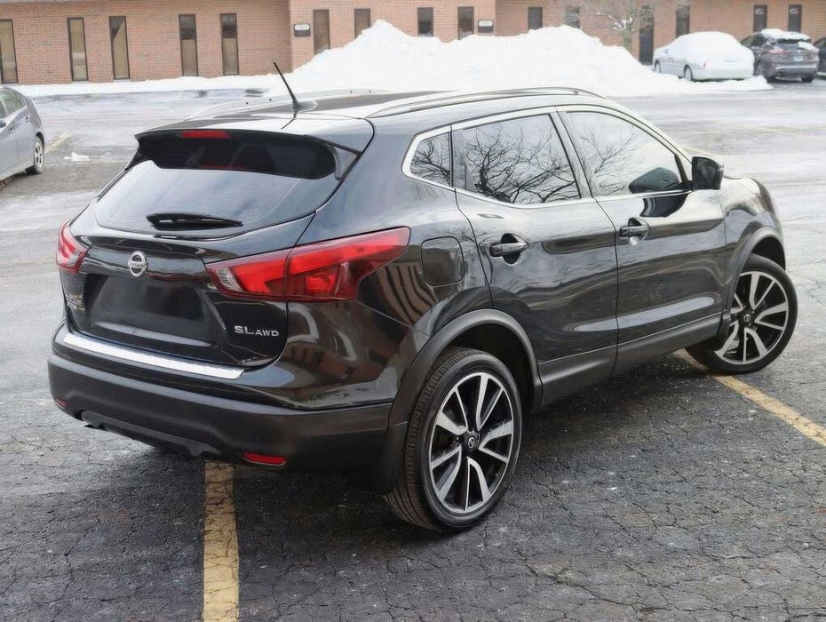 Nissan Rogue Sport SL      2018