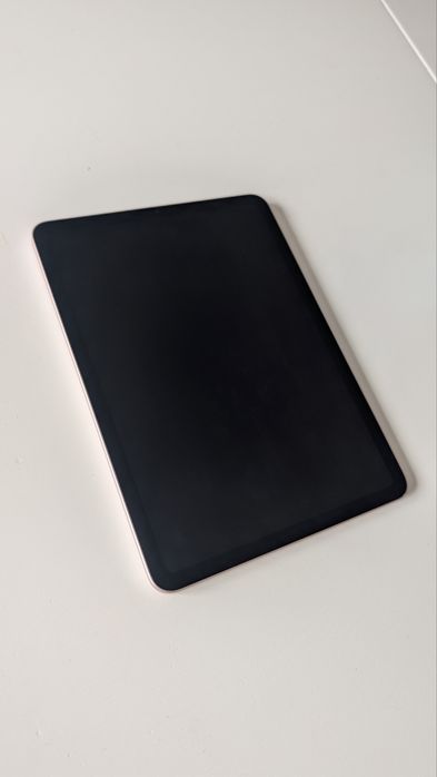iPad Air 5 (M1) 256GB Rosa + Apple Pencil 2 + Capa | Como Novo