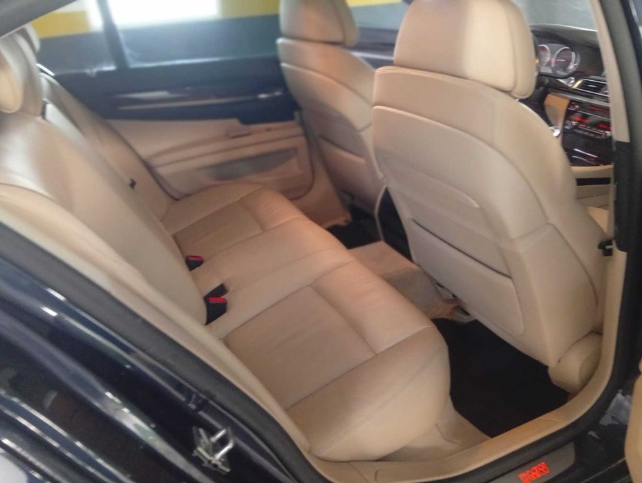 BMW 740D PAK M